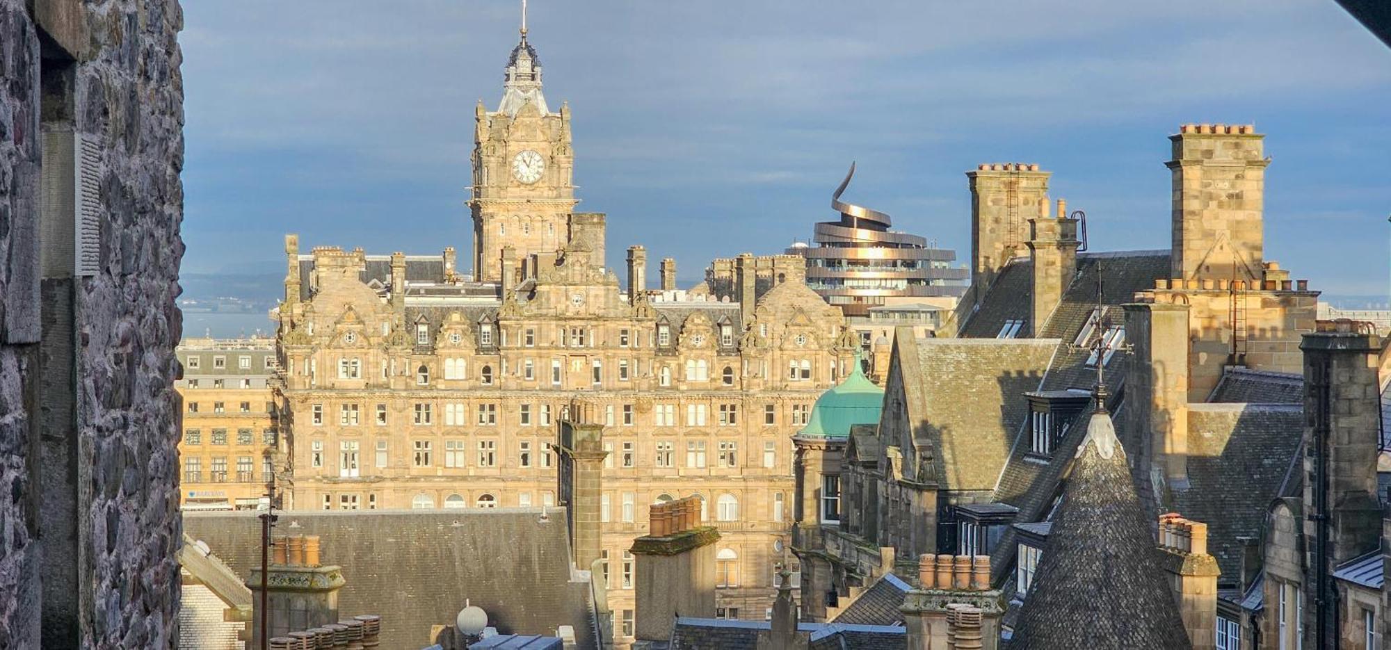 Royal Mile - Bright 2 Bedroom Apartment Edinburgh Dış mekan fotoğraf