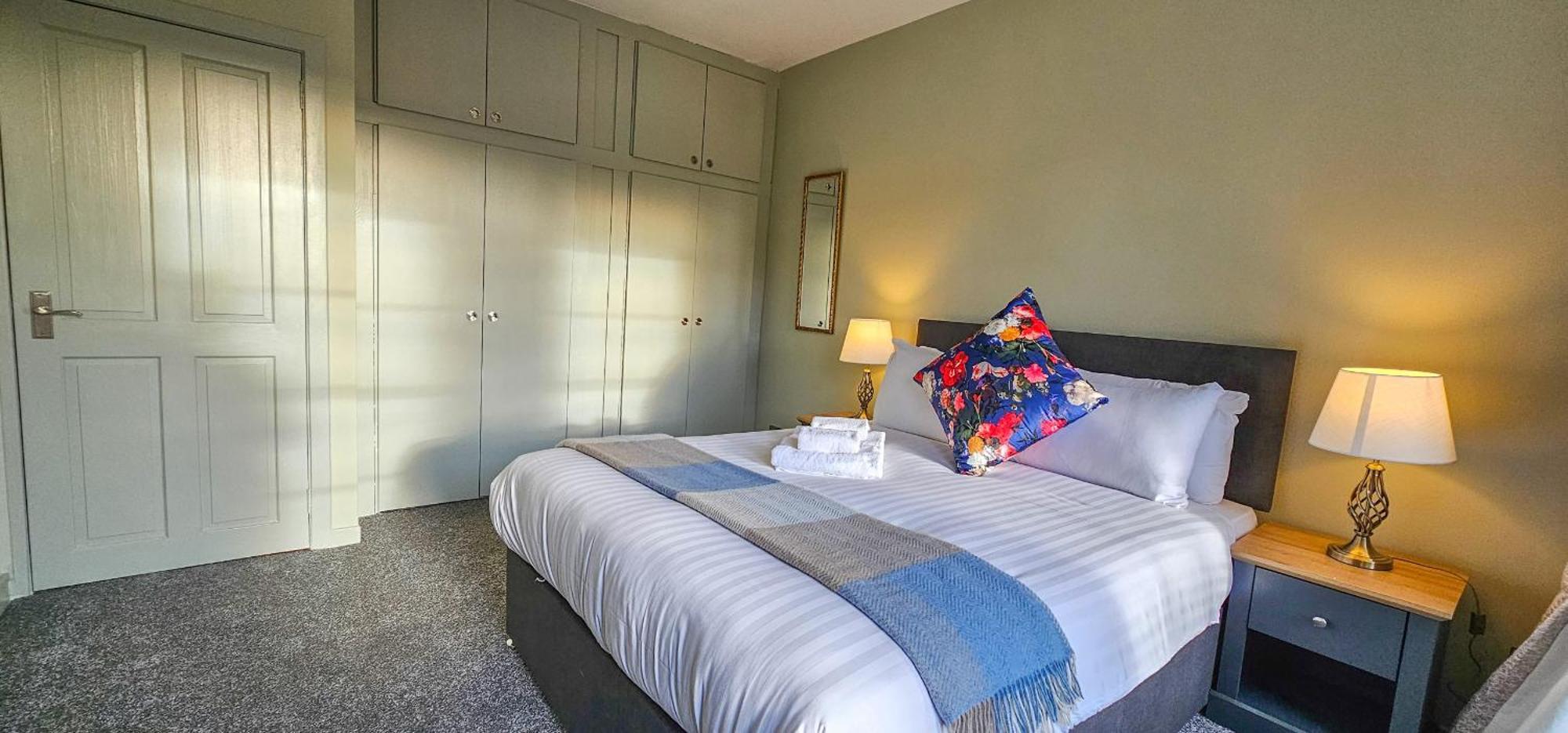Royal Mile - Bright 2 Bedroom Apartment Edinburgh Dış mekan fotoğraf